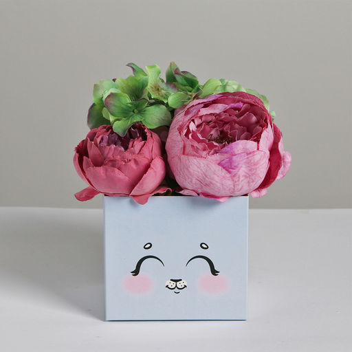 Коробка для цветов с топпером «Зайчик», 11×12×10 см