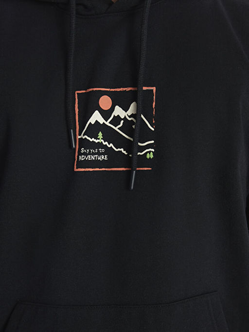 Uzun Kollu Bask?l? Erkek Hoodie