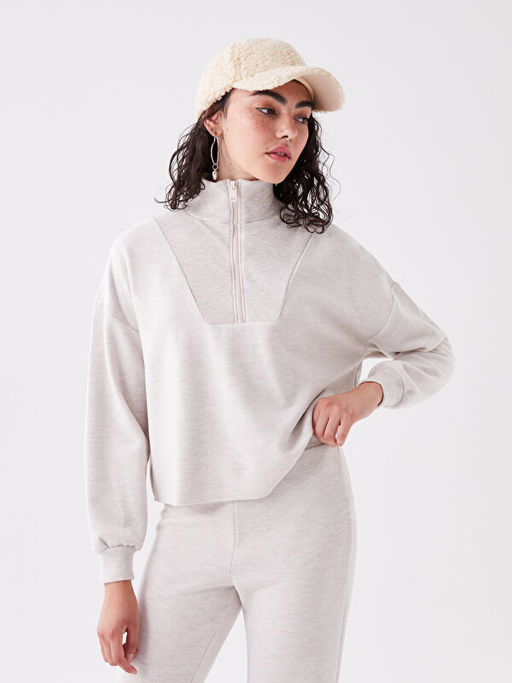 Dik Yaka D?z Uzun Kollu Oversize Kad?n Triko Kazak