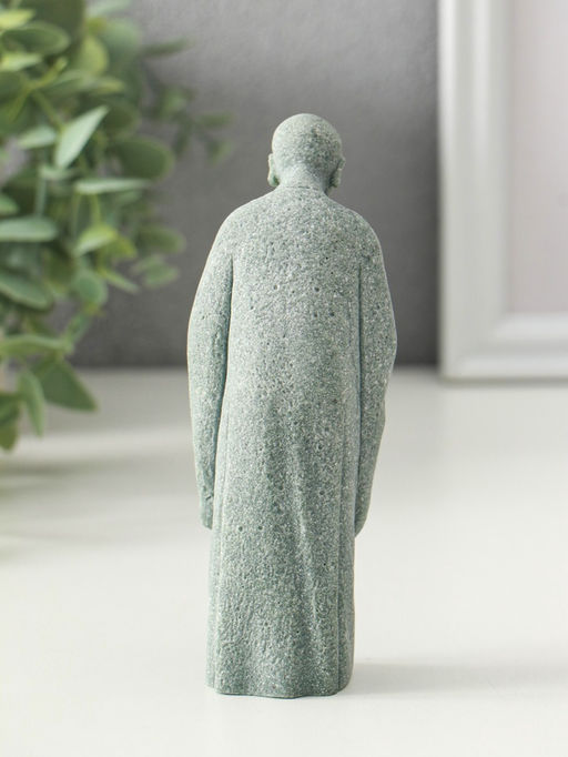 Сувенир песчаник "Монах" 5,3х4х14 см