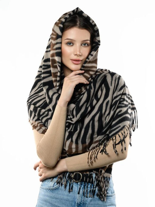 Яркий палантин с анималистичным принтом - Pretty mania фото 7