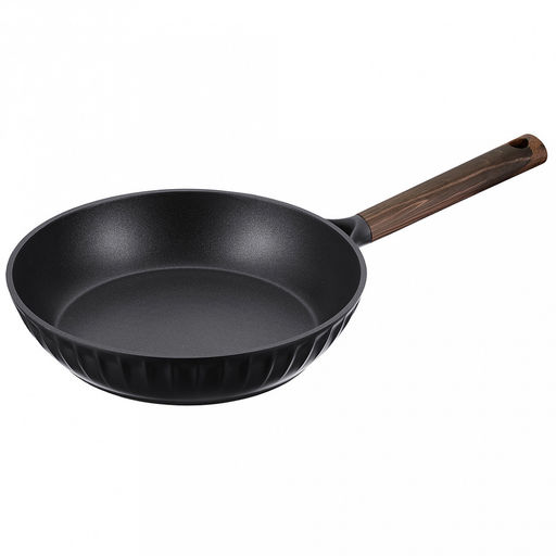 Сковорода с антипригарным покрытием Fiamma д28см, h5,9см, s1,6мм, дно s4,5мм, литой алюминий, бакелитовая ручка с покрытием soft-touch 20,5см, капсульное дно, Regent (Китай) Подходит для всех видов плит, включая индукционную.