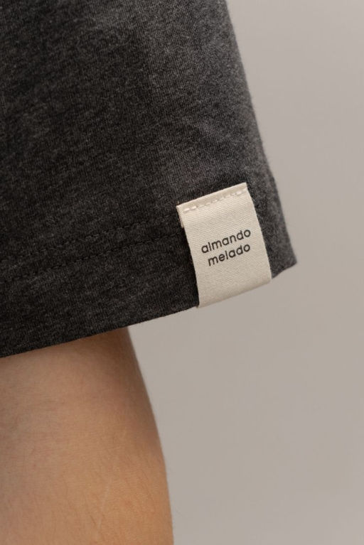 Футболка с принтом 6711M-20230.9H-218.1395 - Almando melado фото 6