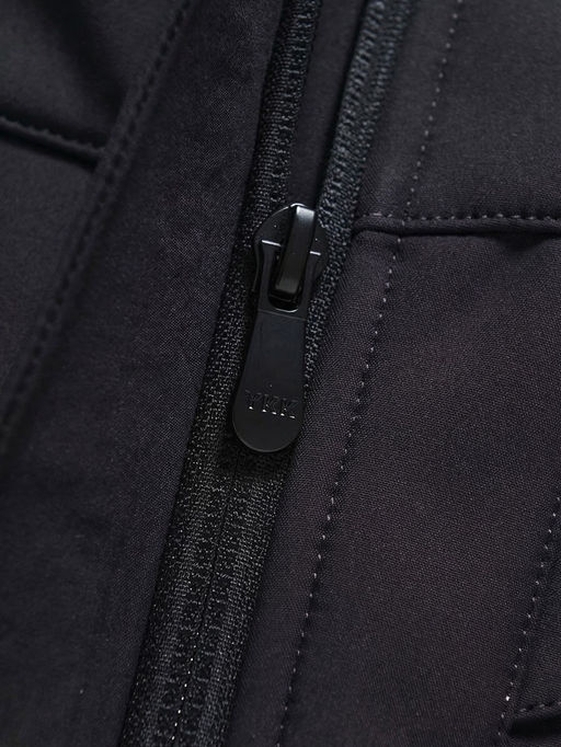 Ветровка женская софтшелл виндстоппер с капюшоном спортивная черного цвета 9616_1Ch