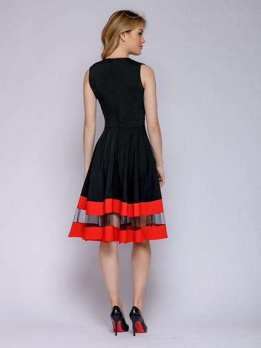 Платье черное без рукавов с красной отделкой