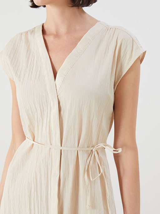 V Yaka Dokulu Elbise