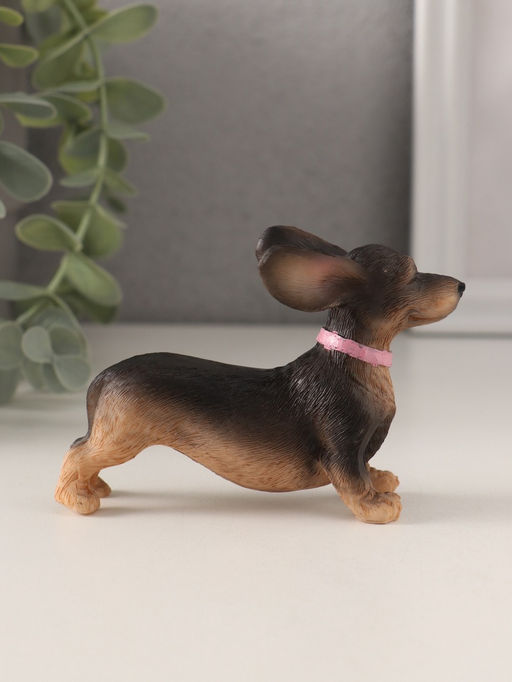 Фигурка полистоун «Такса с летящими ушами», 10×3×6.5 см