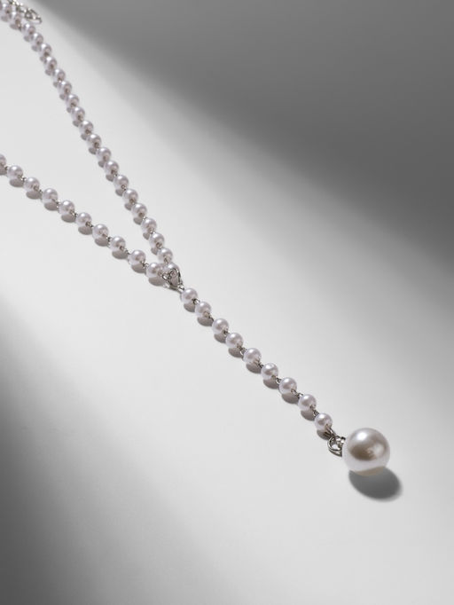 Колье с жемчугом Олимпия, белое в серебре, 32 см