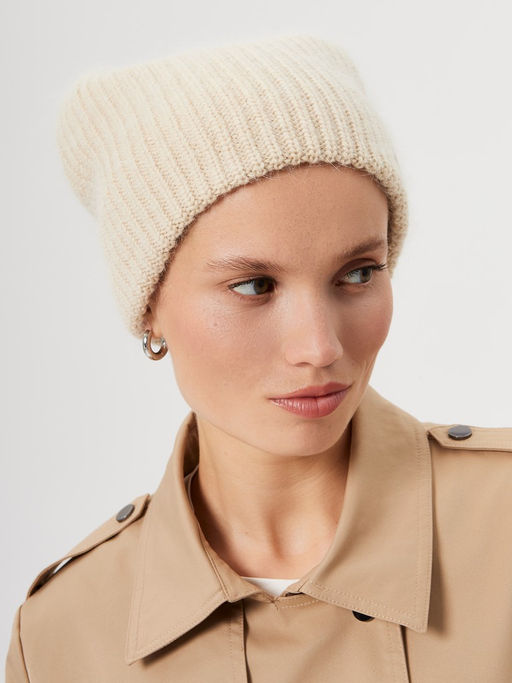 Шапка жен. анг+шерсть+нейл ZZ-BR55508 beige