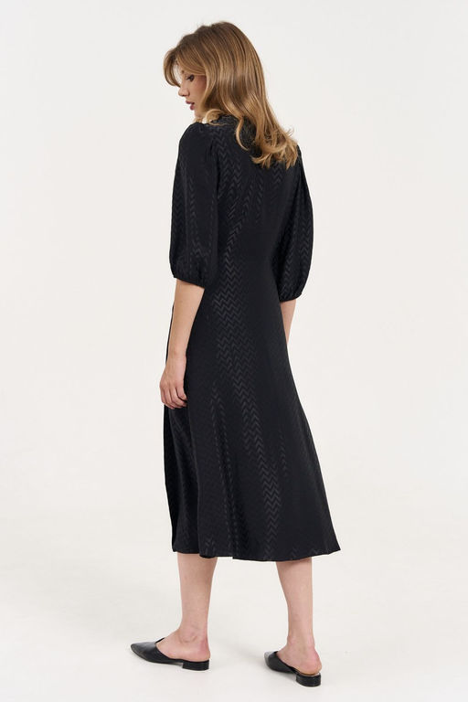 Платье Lenata 11342 рисунок на черном