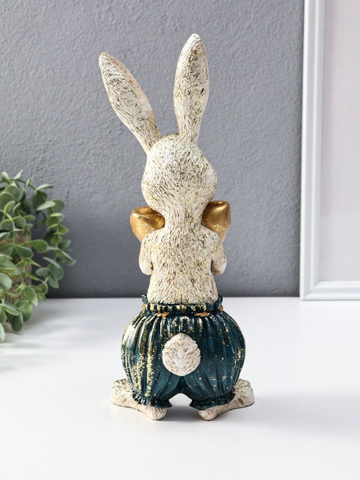 Сувенир полистоун "Зайчик с золотым яичком" 12х9,5х30 см