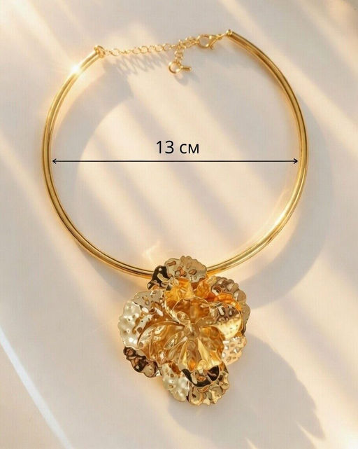 Комплект: колье-обруч и серьги