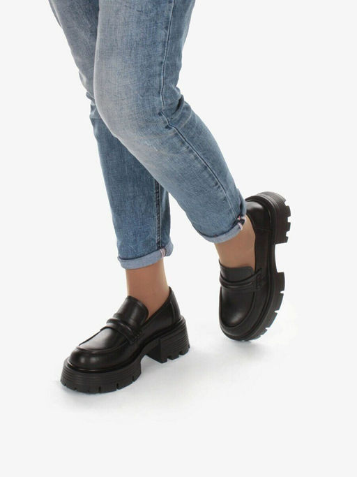 03-C1815-1 BLACK Лоферы женские (натуральная кожа)