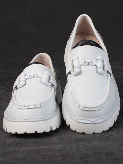 03-HY6-2D WHITE Лоферы женские (натуральная кожа)