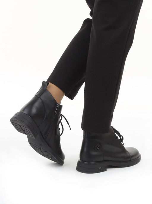 01-M43-18 BLACK Ботинки демисезонные женские (натуральная кожа)