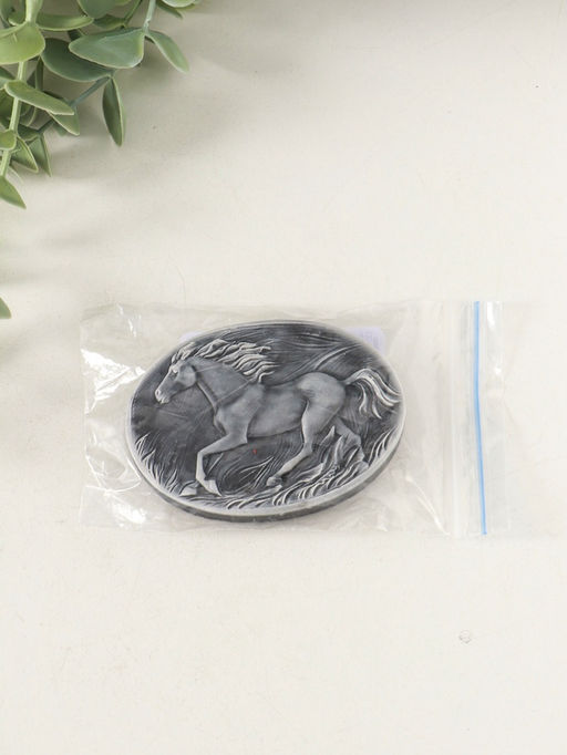 Магнит на холодильник Лошадь бегущая (барельеф), 5.5 см