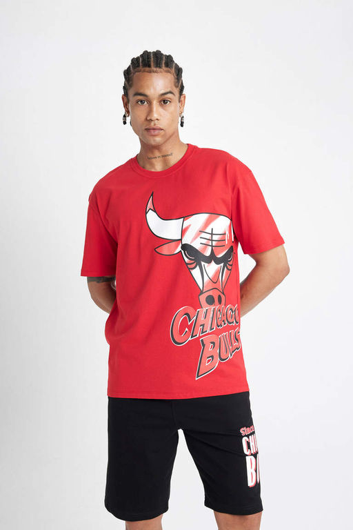 DeFactoFit Футболка свободного кроя с круглым вырезом и короткими рукавами NBA Chicago Bulls  фото 4