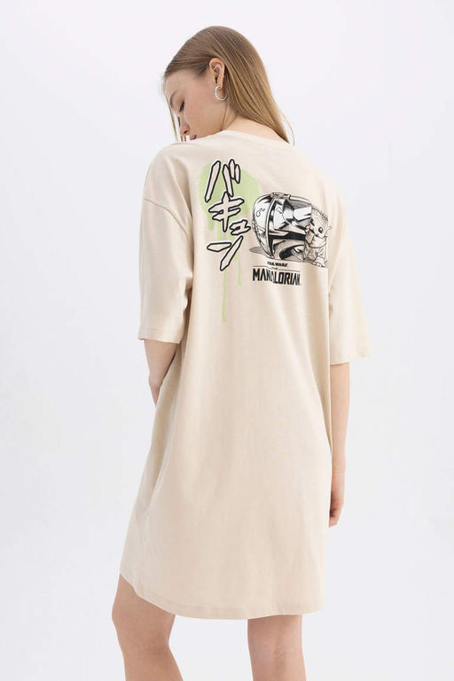 Мини-платье-футболка из чесаного хлопка с короткими рукавами и принтом Cool Star Wars-Mandalorian с круглым вырезом - Defacto фото 4