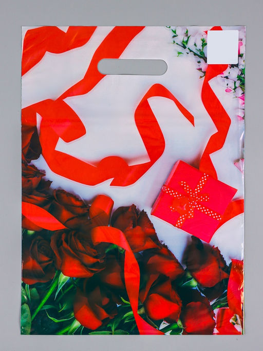 Цена за 50 шт. Пакет подарочный Подарок для неё, полиэтиленовый с вырубной ручкой, 29?40 см, 35 мкм