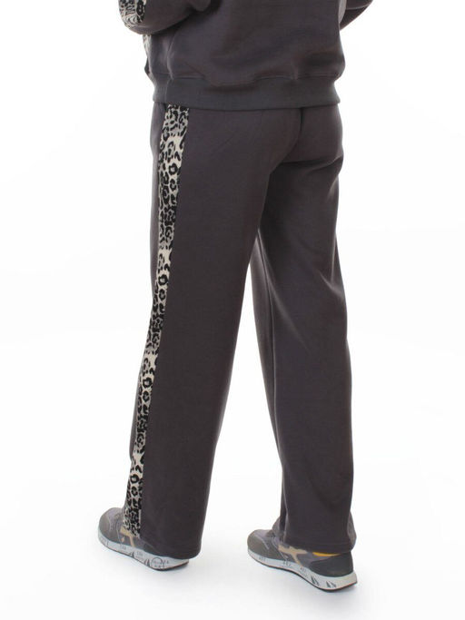 008 DK. GRAY/LEOPARD Костюм спортивный зимний женский (95% хлопок, 5% полиэстер)