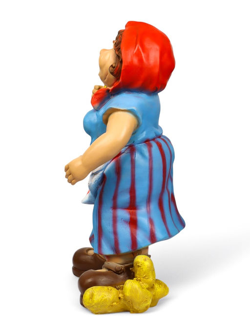 Садовая фигура из полистоуна «Дачница в платье», 55×25×30 см
