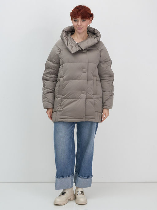 Куртка зимняя женская с капюшоном модная коричневого цвета 7651K - Visdeer фото 12