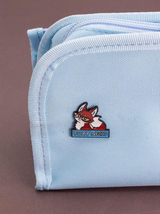 Значок металлический iLikeGift "Foxy Nerd"