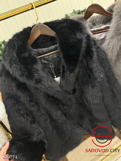 Шуба женская с капюшоном - Bruno фото 7