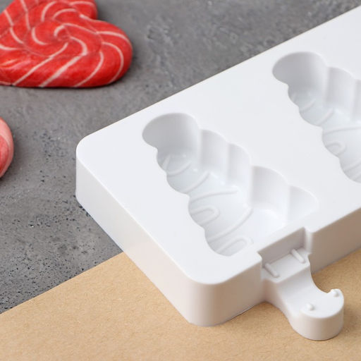 Форма для мороженого новогодняя Ёлочка, силикон, 19.5?13?2.5 см, 3 ячейки (7.1?2.7 см), белая