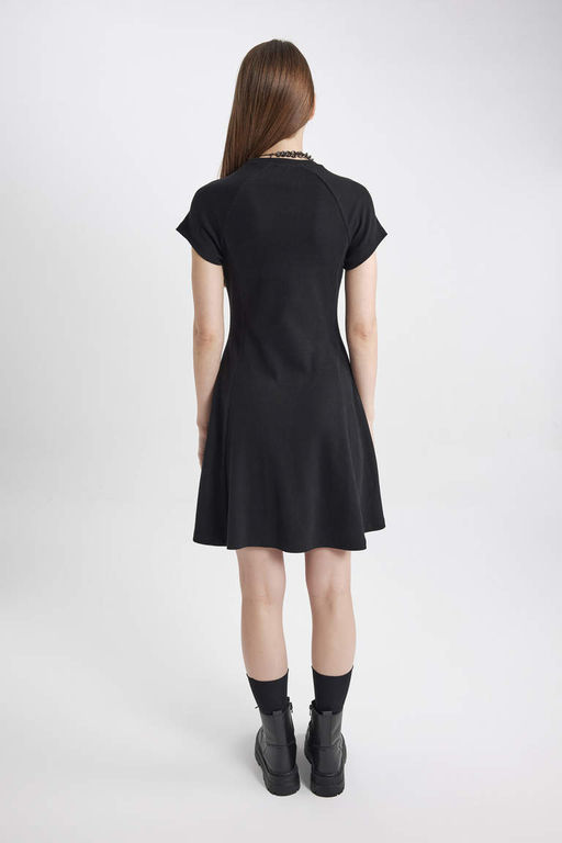 Мини-платье Cool с круглым вырезом в рубчик и короткими рукавами - Defacto фото 6