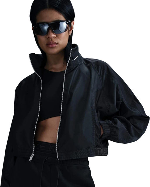 Ветровка женская