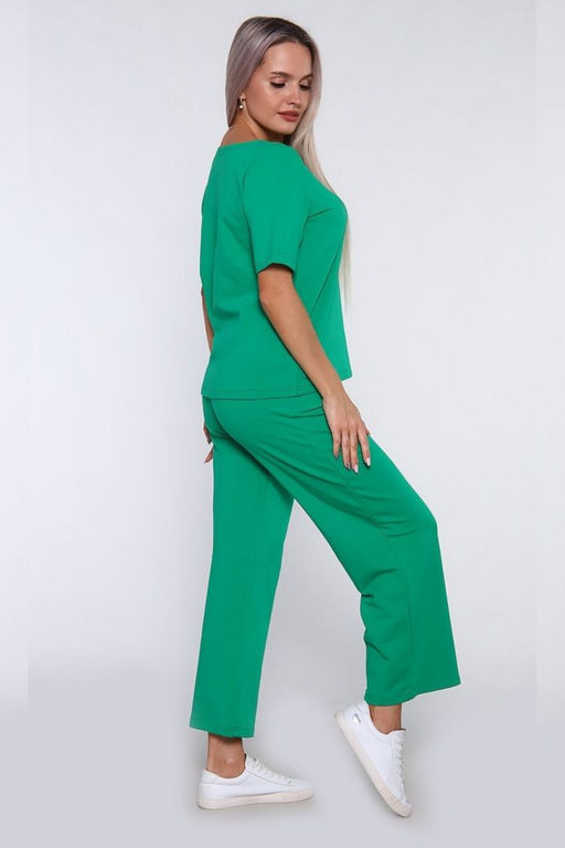 650 Костюм женский