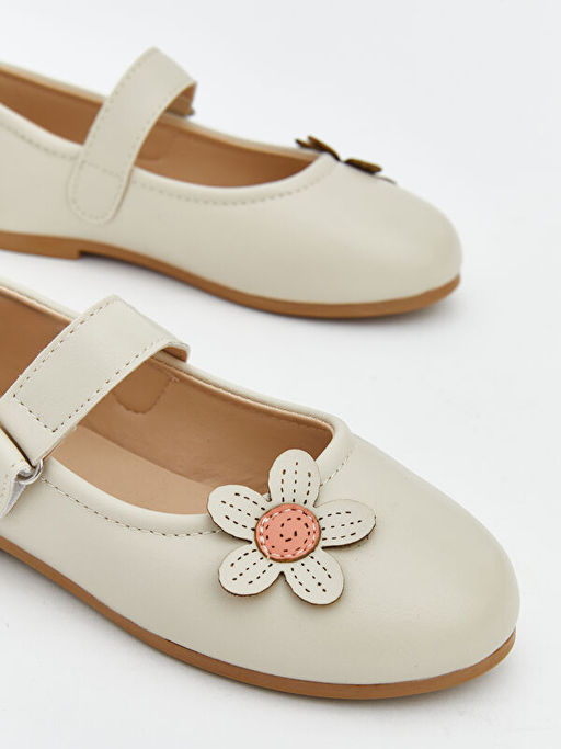 ?i?ek Detayl? K?z Bebek Babet