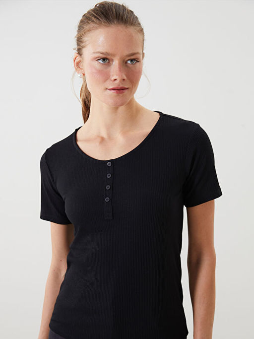 Bisiklet Yaka Dokulu Kad?n Ti??rt