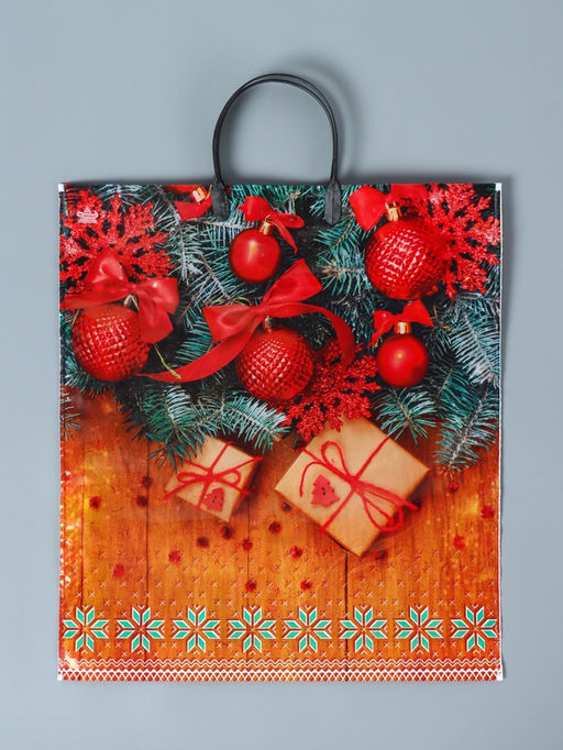 Цена за 10 шт. Пакет новогодний «Шарики на деревянном», полиэтиленовый с пластиковой ручкой, 44×40 см