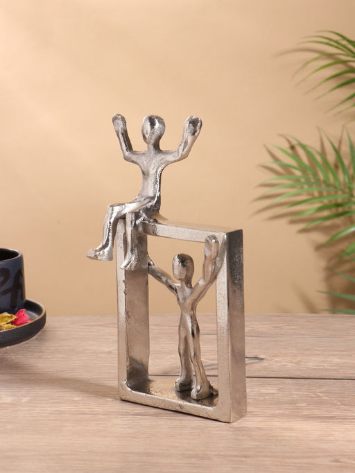 Сувенир «Победитель», 13.5×8×24 см, алюминий