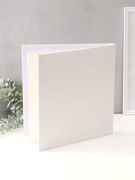 Фотоальбом магнитный на 20 листов Малыш-жираф с сердечками, кожзам, в коробке, 2.6?32?33.5 см