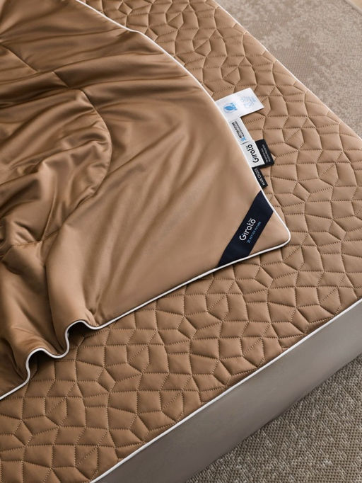 Одеяло Mency Tencel с наматрасником с наволочками ODMNAMT06