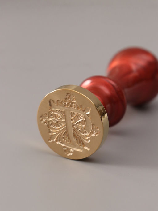 Печать для сургуча с пластиковой ручкой «Буква T на вензеле», 2.5×2.5×6.3 см