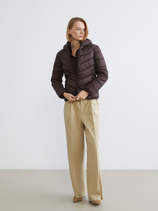 Kap??onlu Kad?n ?i?me Mont