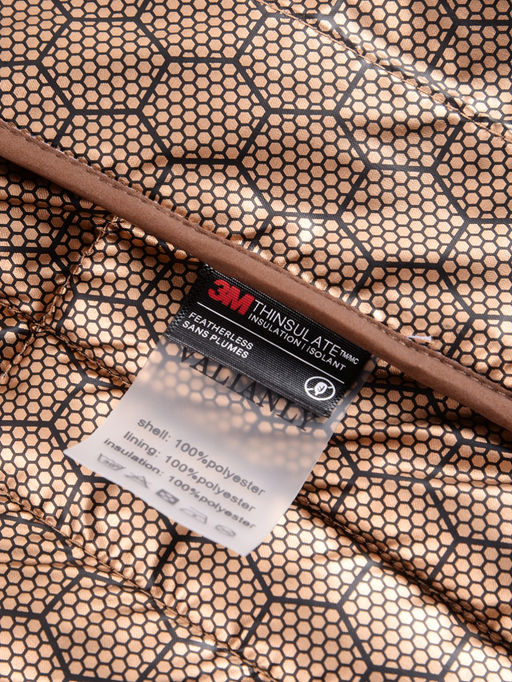 Куртка женская стёганая с капюшоном с графеновой подкладкой сиреневого цвета 9624_1Sn