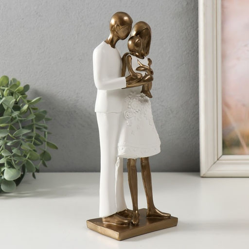 Фигурка полистоун «Папа, мама и дочь», 10×6.5×24.5 см