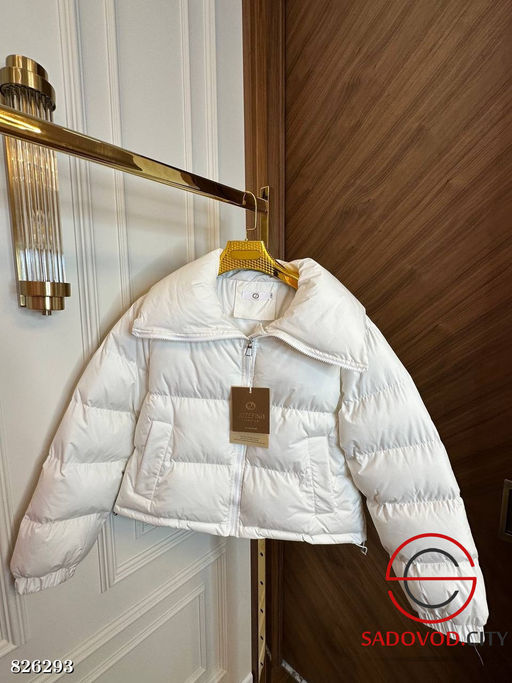 Куртка весенняя с капюшоном