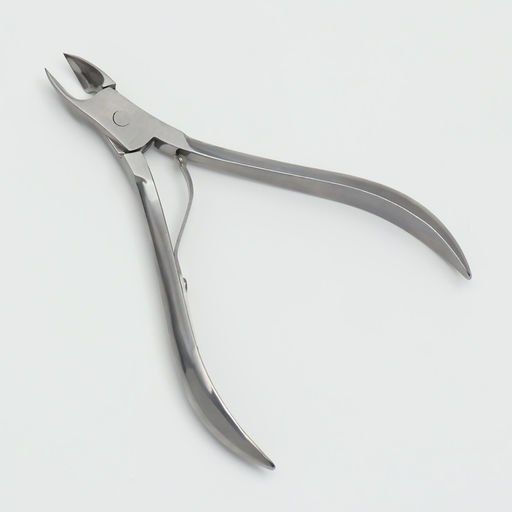 Цена за 2 шт. Кусачки маникюрные для кутикулы QF, 9 см, длина лезвия-9 мм