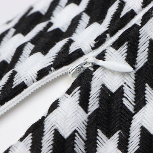 Наволочка декоративная Этель Trend 43х43 см , цвет черный, 100 % полиэстер  фото 3