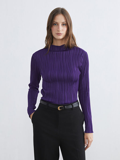 Dik Yaka Dokulu Kad?n Body