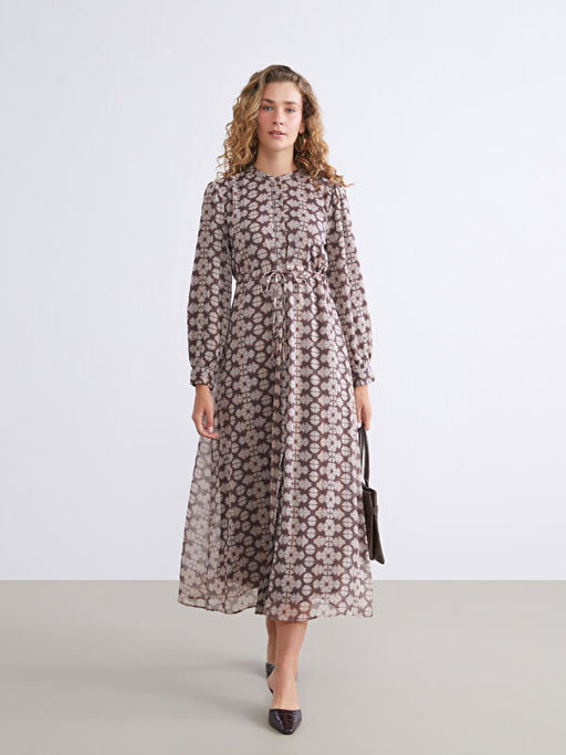 Hakim Yaka Desenli Belden Oturtmal? ?ifon Elbise