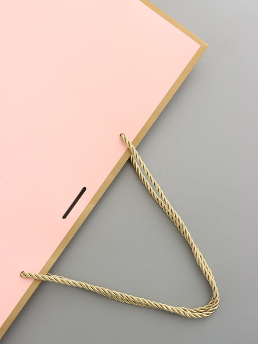 Пакет подарочный, розовый , с бантом, 32 х 25 х 11 см