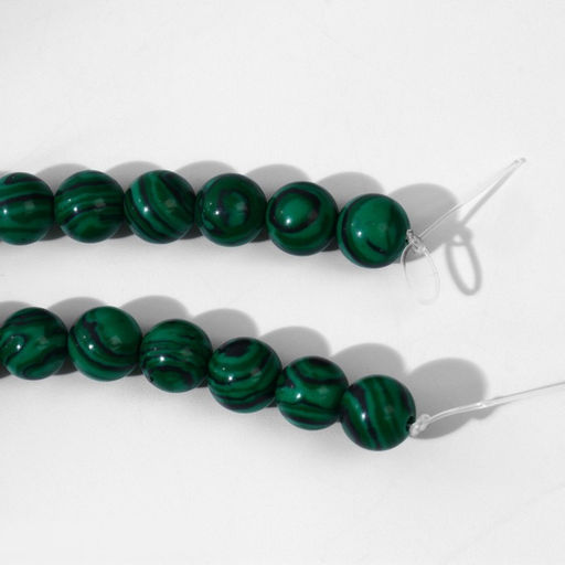 Бусины на нити шар №8 «Малахит», 47 бусин