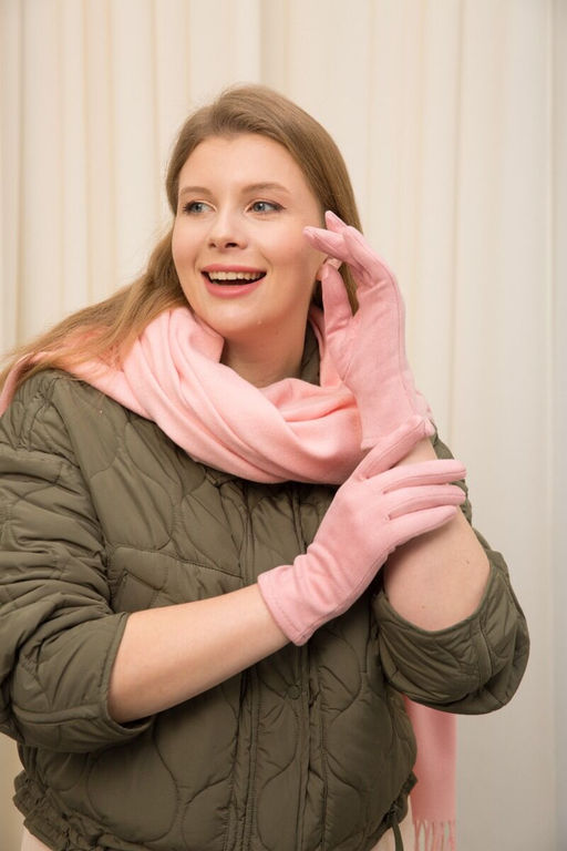 Перчатки из полиэстера с бархатистой поверхностью